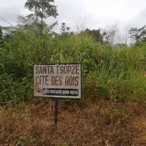 Terrain situé à Nkolnda II au lieu dit Ayene (Cité des Rois)